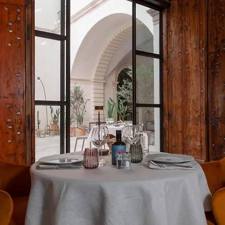 Palazzo Tafuri Boutique 호텔 4*